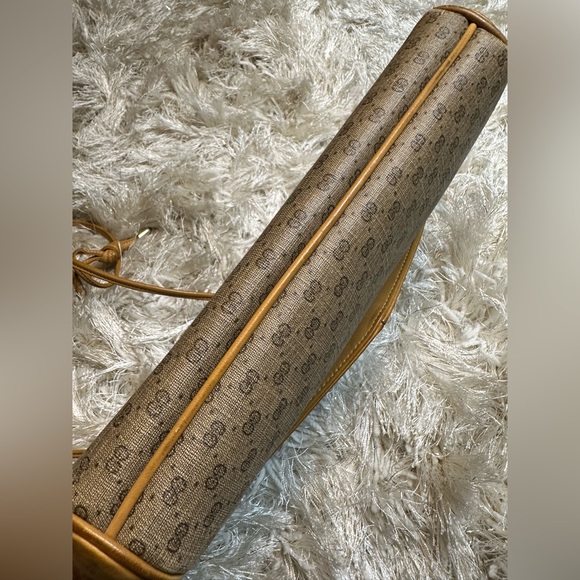 GUCCI Vintage Micro GG Pattern Canvas Shoulder Bag - Picture 9 of 12